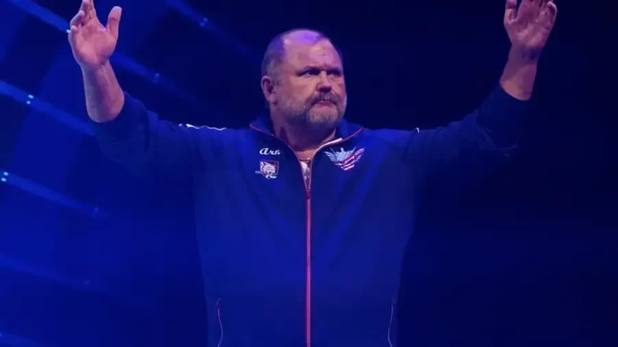 Arn Anderson trackie.png