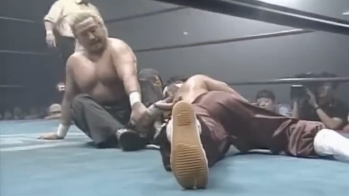 Mr Gannosuke with a submission on Hayabusa in FMW