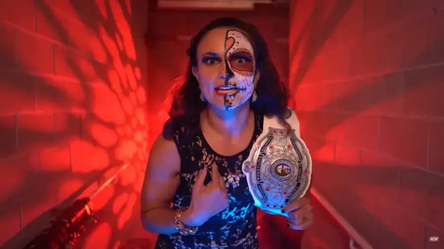 Thunder Rosa AEW.jpg