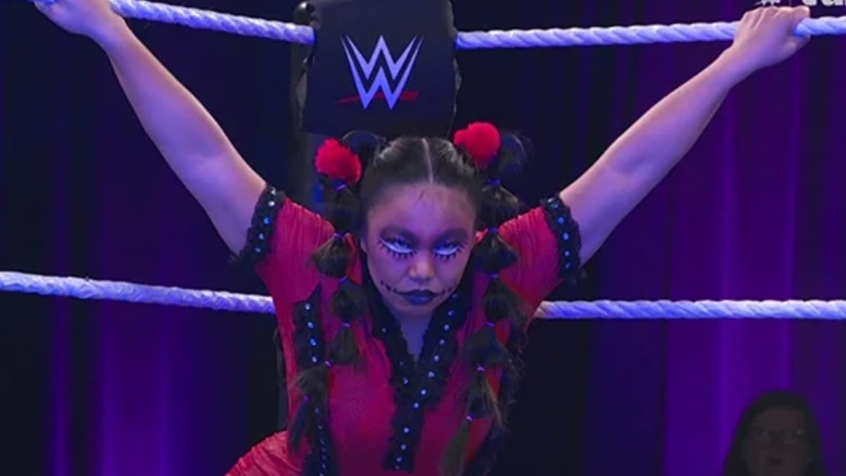 Wendy Choo in WWE Evolve