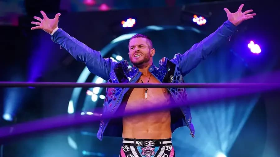 matt-sydal-big-arms.jpeg