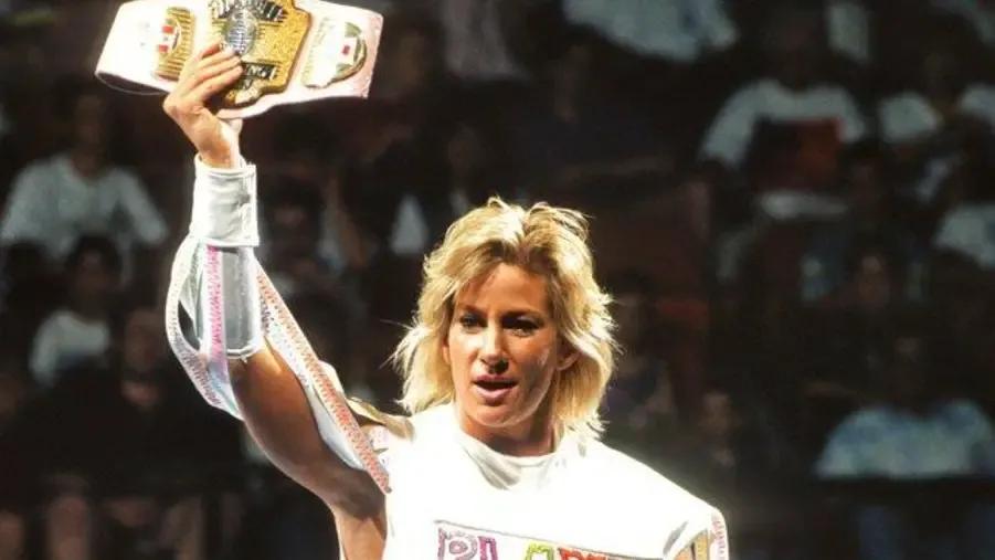 Alundra Blayze SummerSlam 1995.jpg