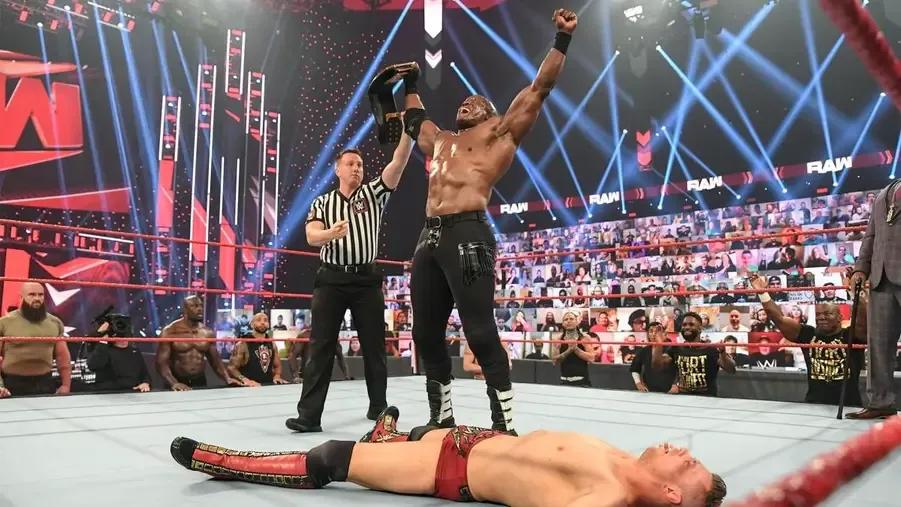 Bobby Lashley celebrating.jpg