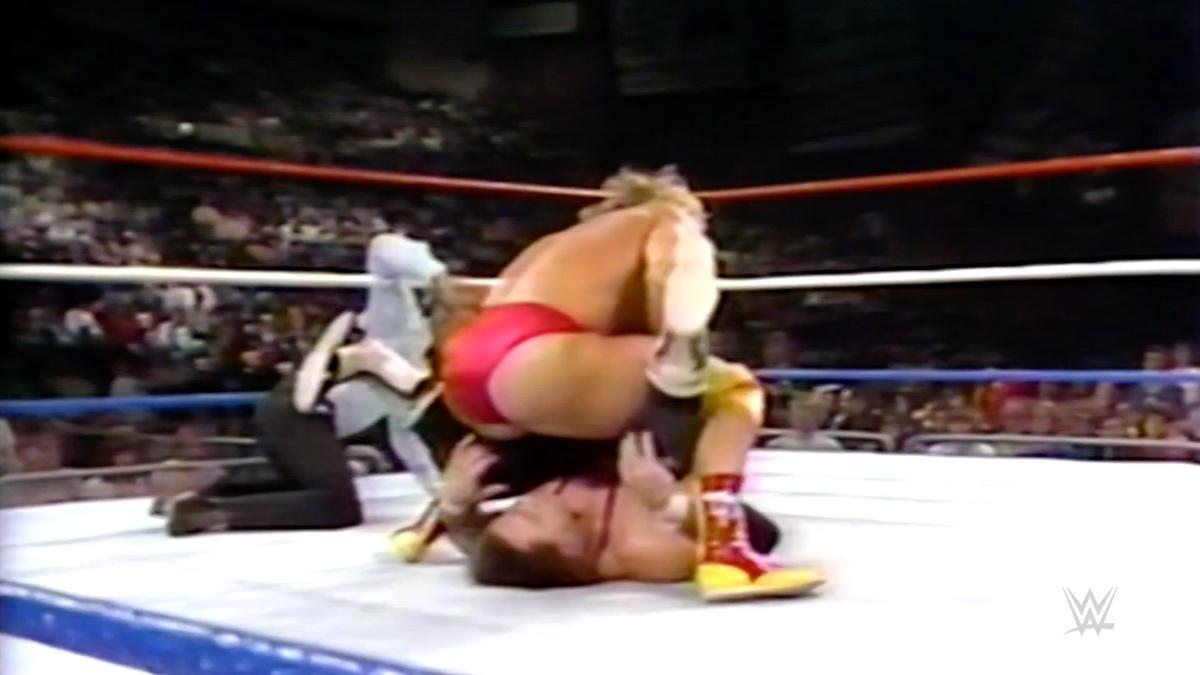 Tom Magee pinning Bret Hart with an O'Connor Roll