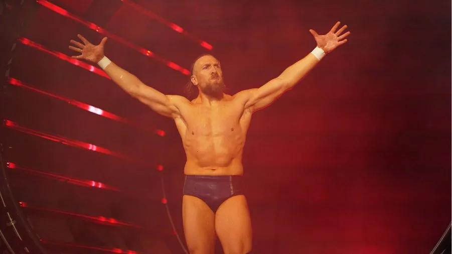 Bryan Danielson July 2022 entrance.jpg