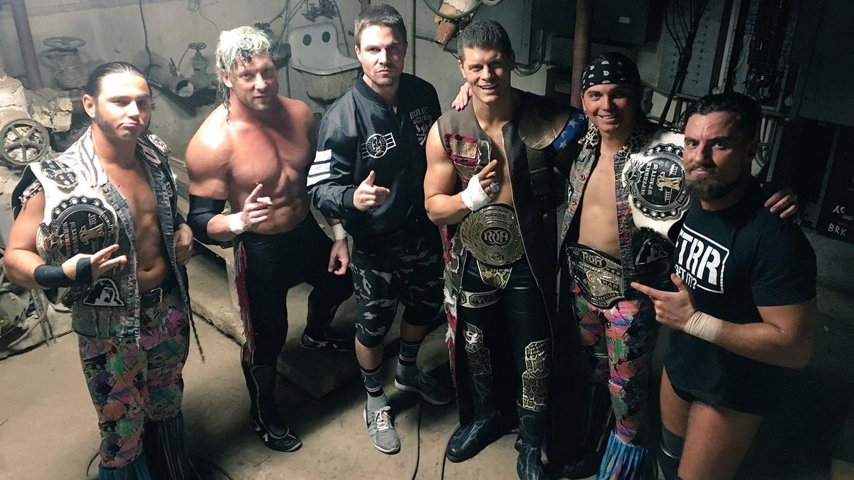 Bullet Club & Stephen Amell in 2018