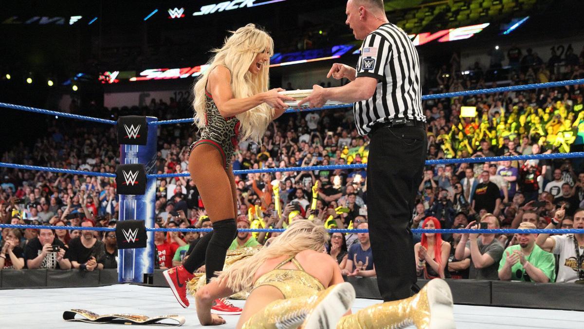 Carmella cashing in Money in the Bank