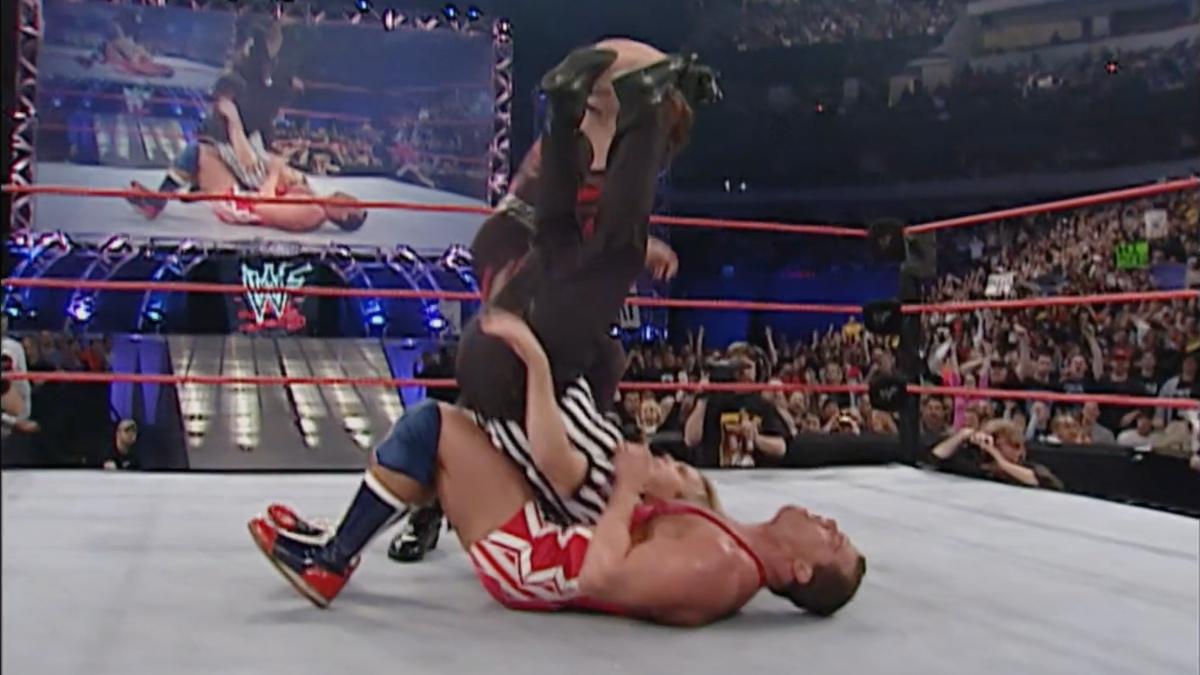 Charles Robinson landing on Kurt Angle on a January 2002 episode of WWE Raw