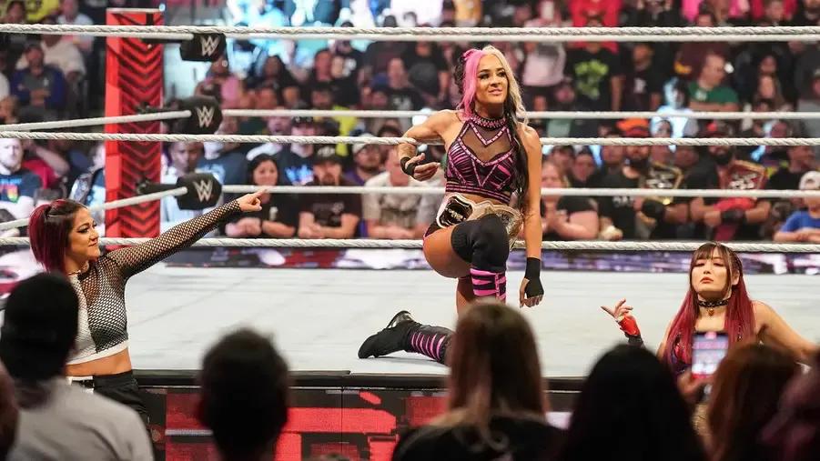 Dakota Kai October 2022 Raw.JPG.jpg