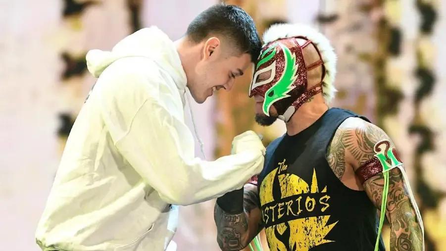 Dominik and Rey Mysterio 2021.jpg