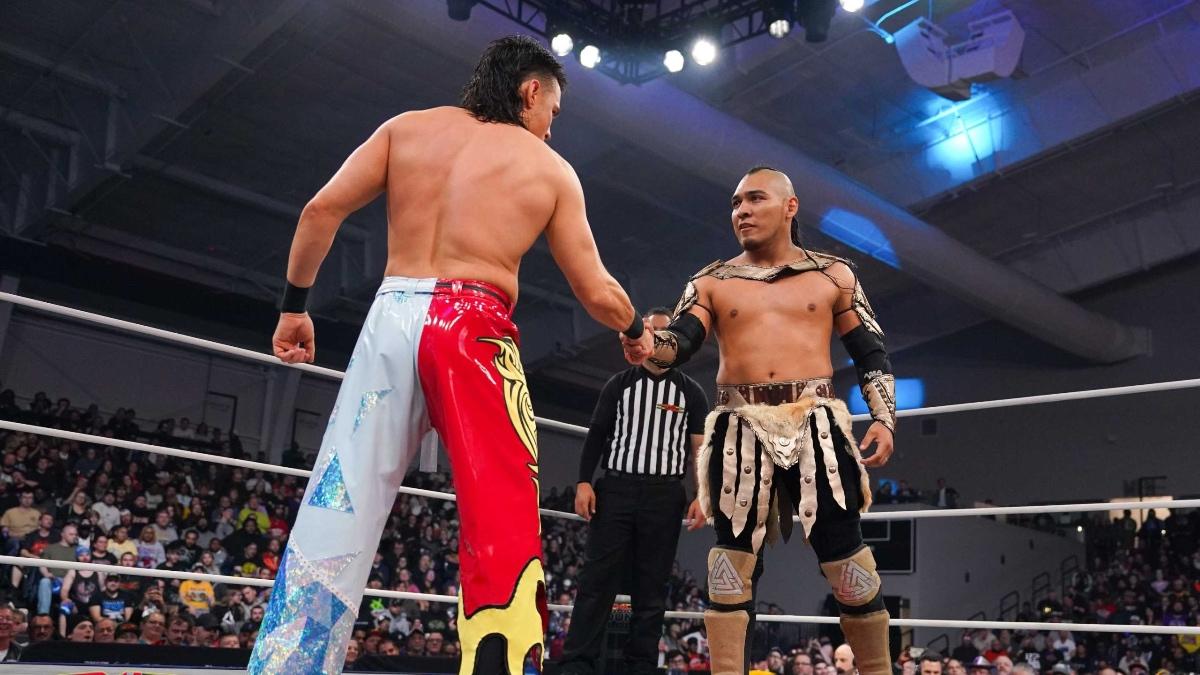 El Hijo del Vikingo and Mike Bailey shaking hands at TNA Bound For Glory 2024