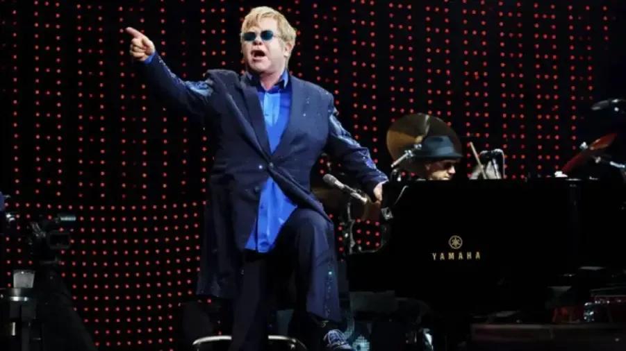 Elton John.jpg