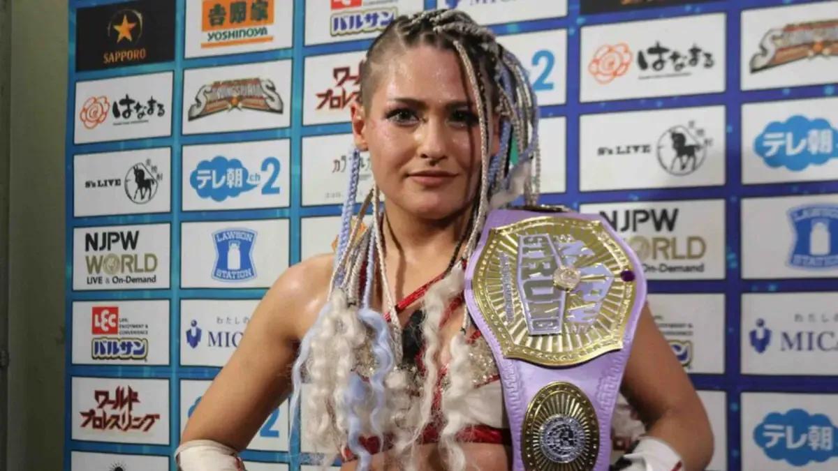 Giulia NJPW STRONG Women-s Title.jpg