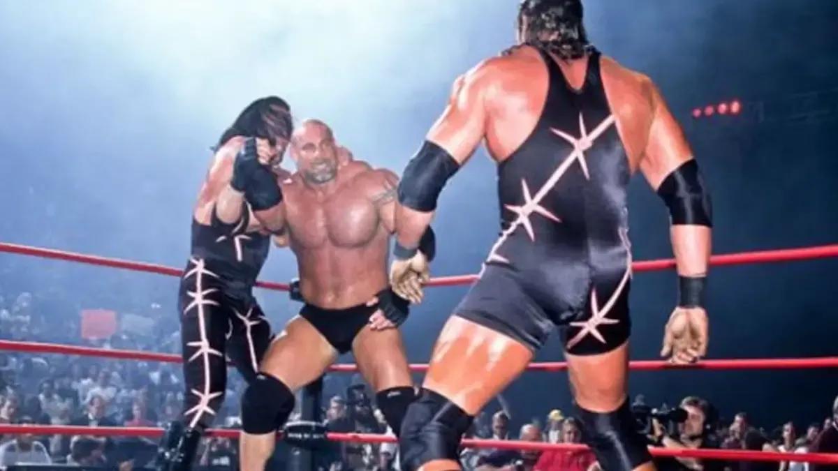 Goldberg kronik halloween havoc 2000