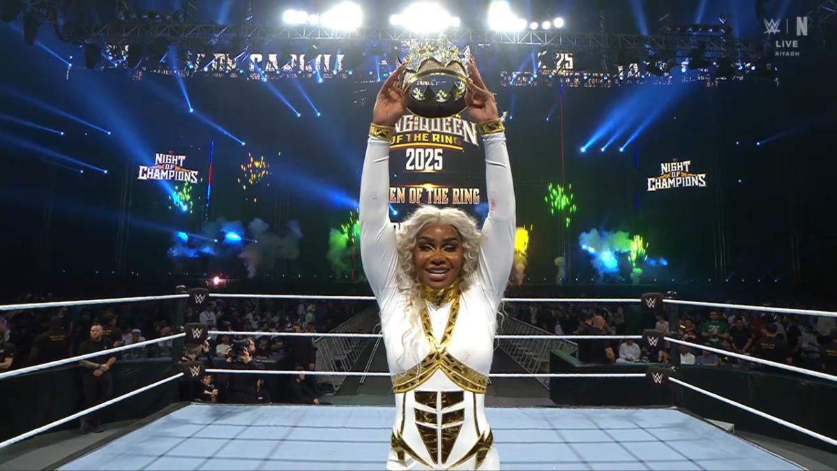 Jade Cargill with crown at Night of Champions 2025