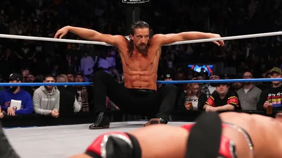 Jay White April 2023.jpg