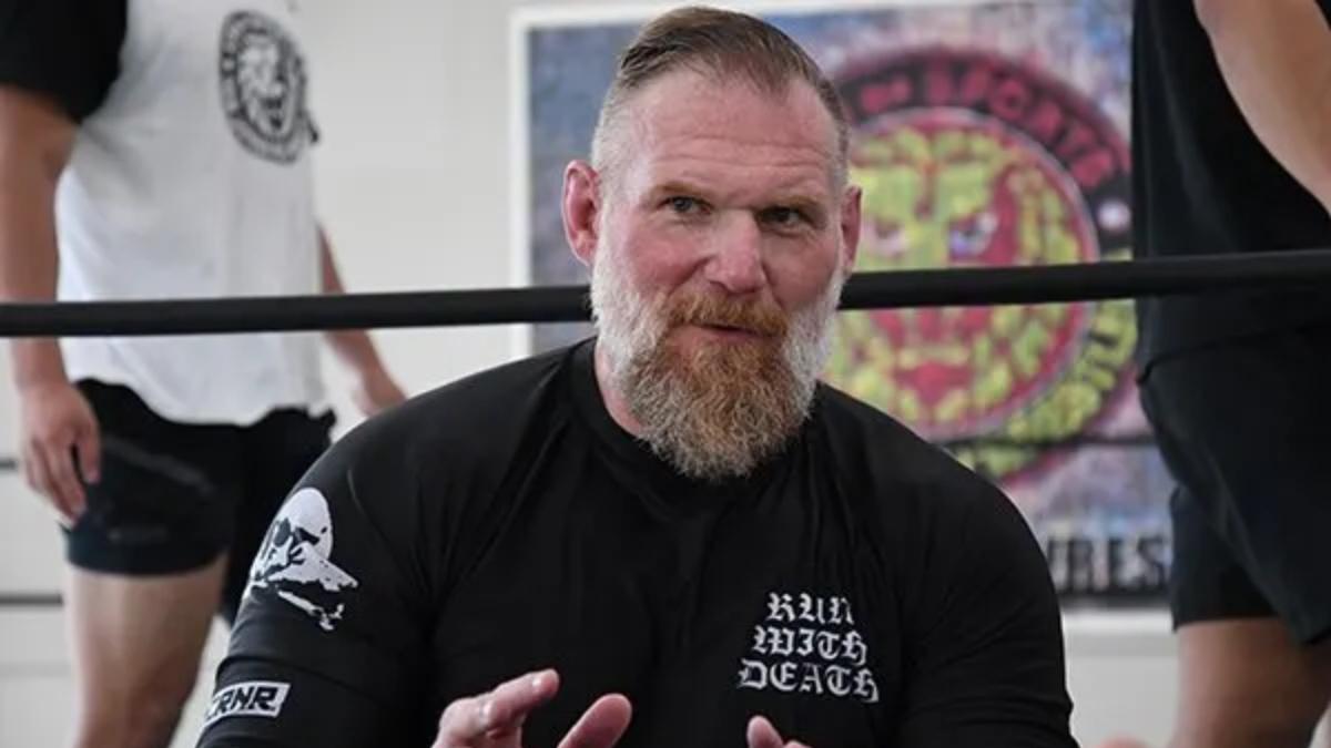 Josh Barnett training at NJPW dojo