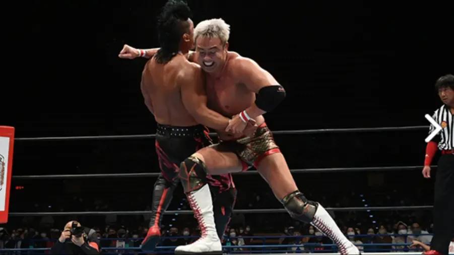 Kazuchika Okada Shingo Takagi Rainmaker.jpg