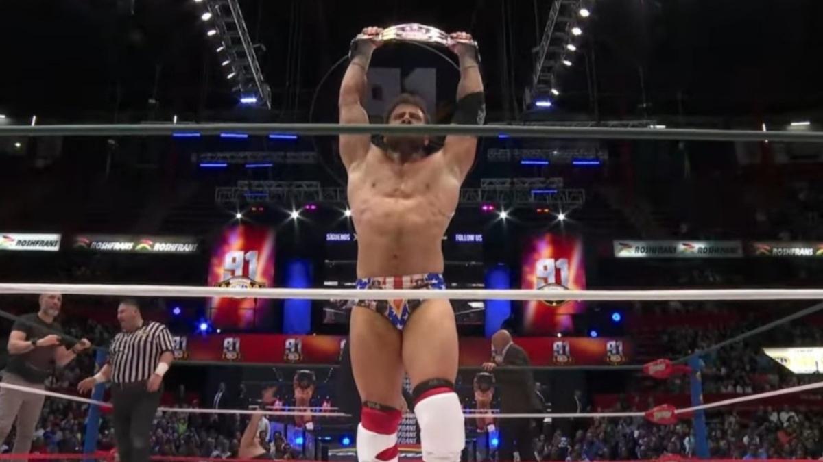 MJF as the new CMLL Light Heavyweight Champion