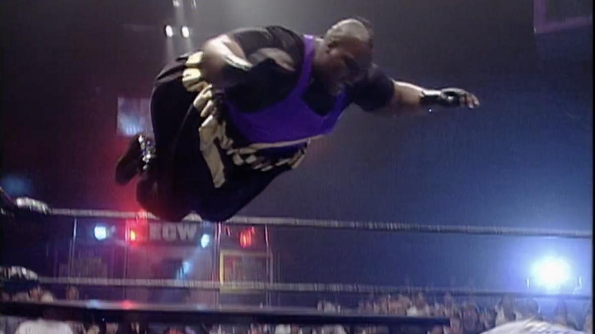 Mabel missing a dive at ECW November To Remember 1998