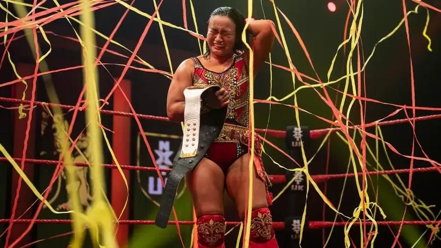 Meiko Satomura new champion.jpg