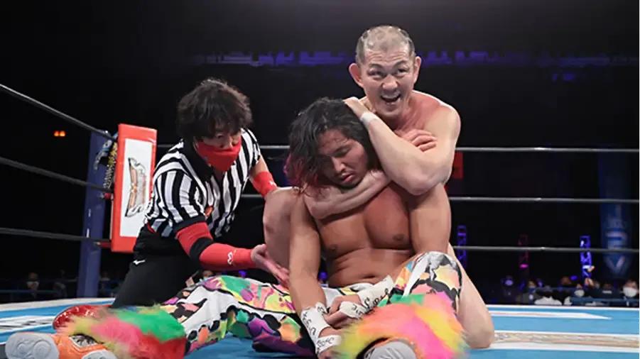 Minoru Suzuki Hiromu Takahashi Choke Out.jpg