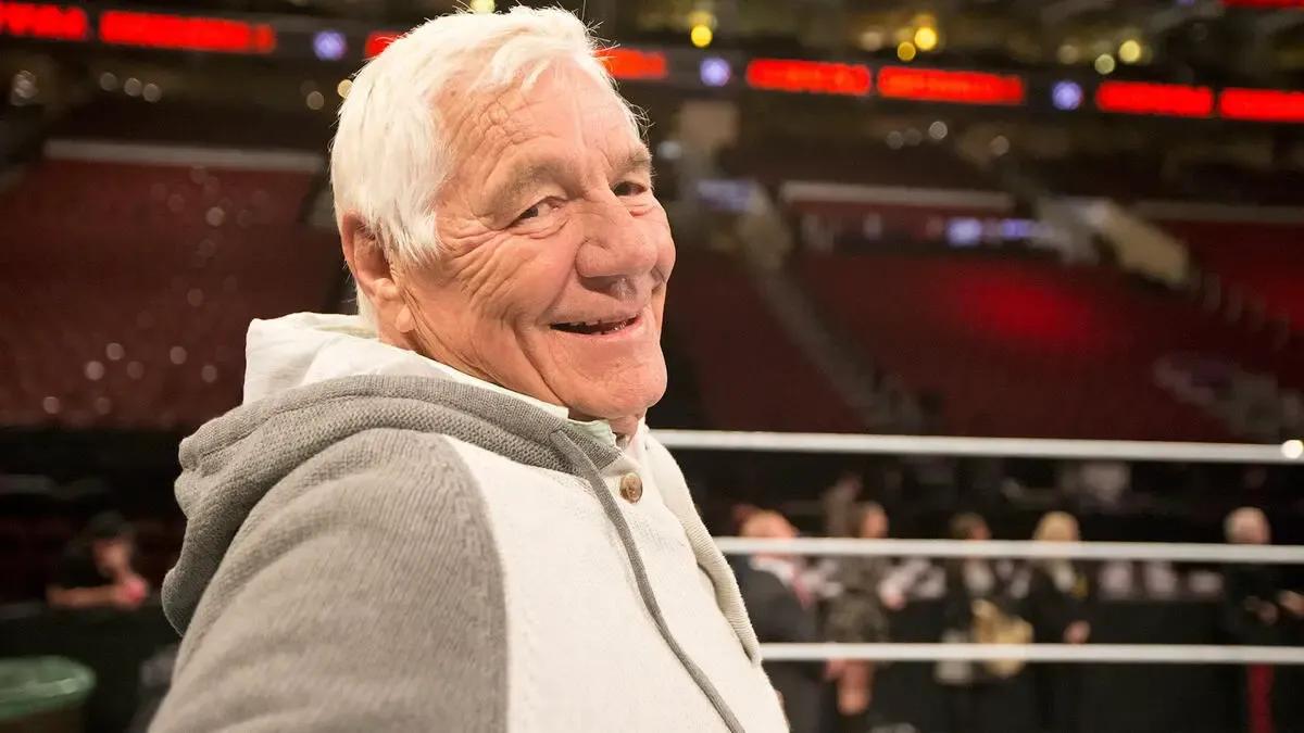 Pat Patterson Backstage WWE Royal Rumble 2015.jpg