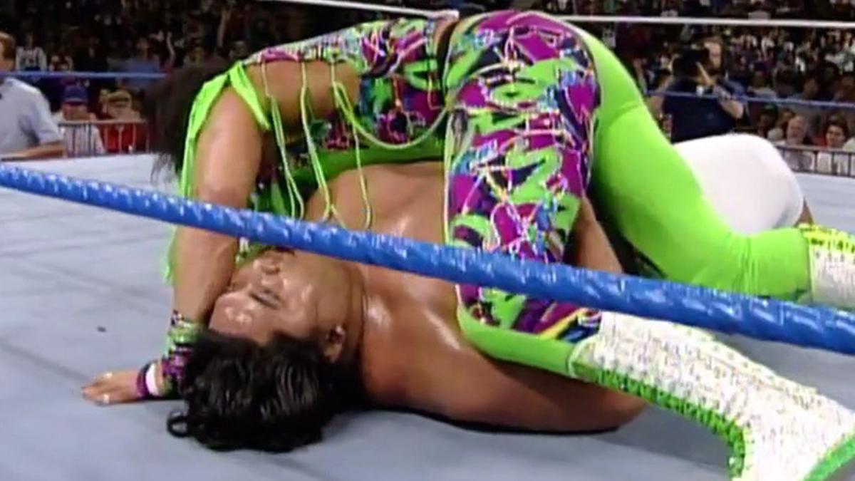 Randy Savage pinning Yokozuna at WWE Royal Rumble 1993