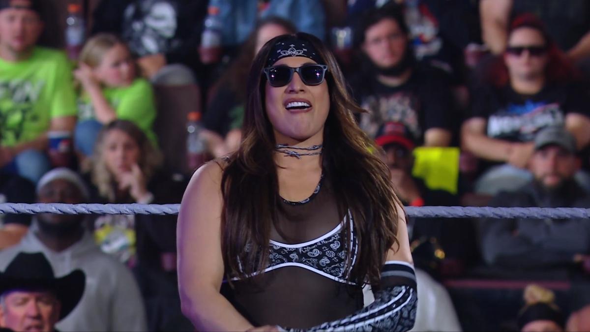 Raquel Rodriguez chewing gum on WWE Raw