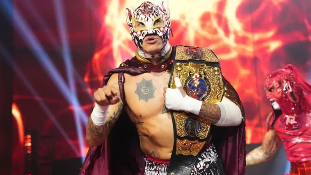 Rey Fenix AEW International Champion.jpg