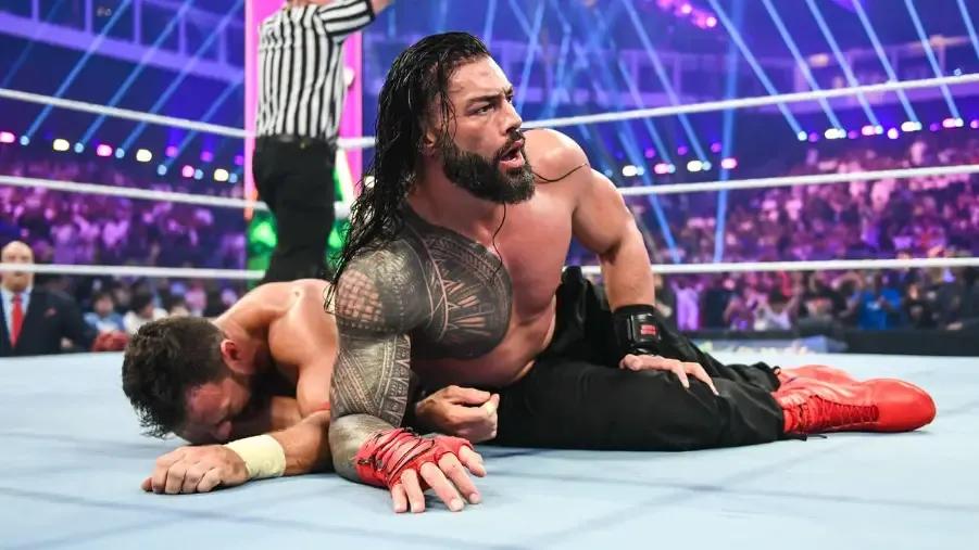 Roman Reigns November 2023 Crown Jewel.jpg