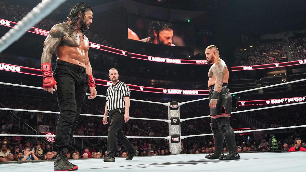 Roman Reigns and Solo Sikoa facing off at WWE Bad Blood 2024