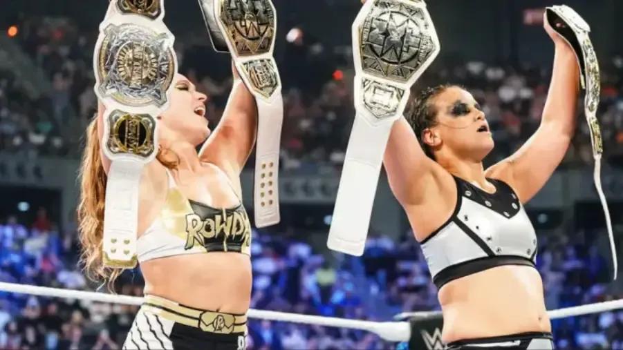 Ronda-Rousey-Shayna-Baszler-Undisputed-WWE-Womens-Tag-Team-Champions.jpg