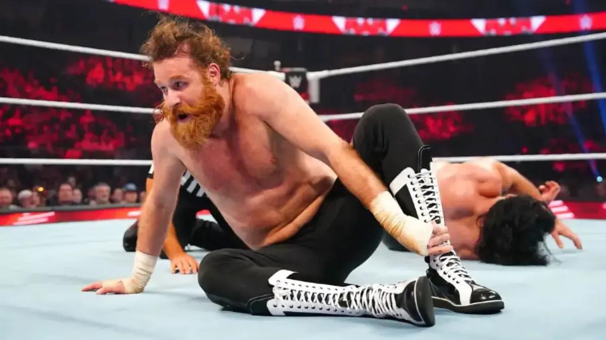 Sami Zayn December 2023.jpg