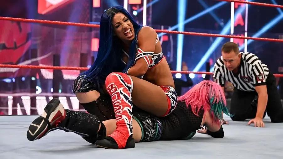 Sasha Banks asuka raw.jpg