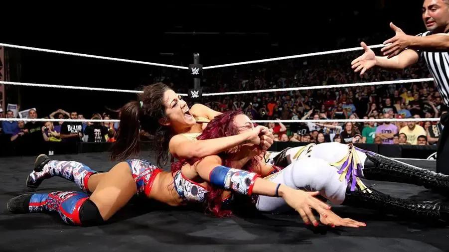 Sasha_Banks_Bayley_NXT_Brooklyn_2015_901x506.jpeg