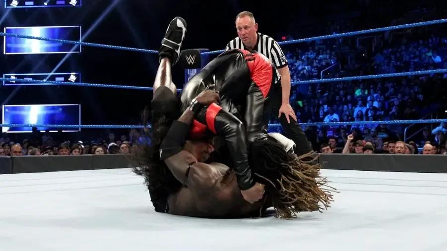 Shinsuke Nakamura- R-Truth- WWE SmackDown 2019.jpg