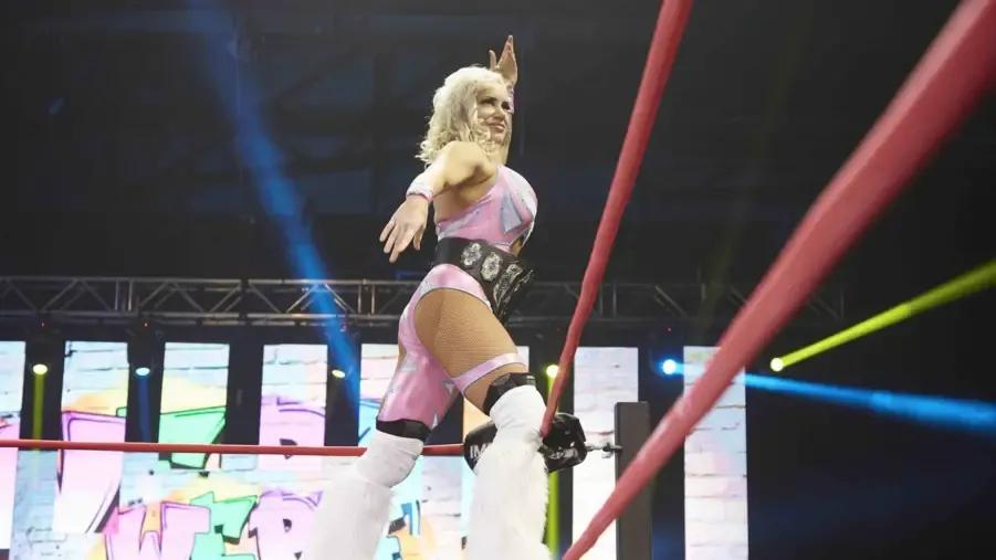 Taya Valkyrie.jpg