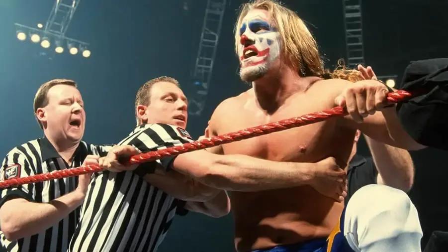 https://cultaholic.com/files/images/0ee7261354ff70824959a14d38f1ee2ae5080e38-chris-jericho-doink-the-clown.jpg