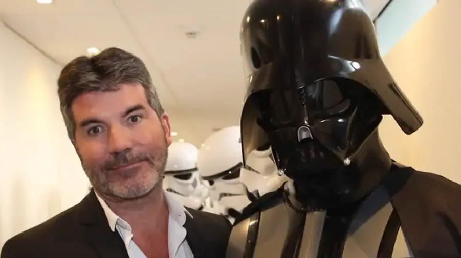 https://cultaholic.com/files/images/201320f55a07d490cc54c1fc0637724d34ea922d-simon-cowell-darth-vader.jpg