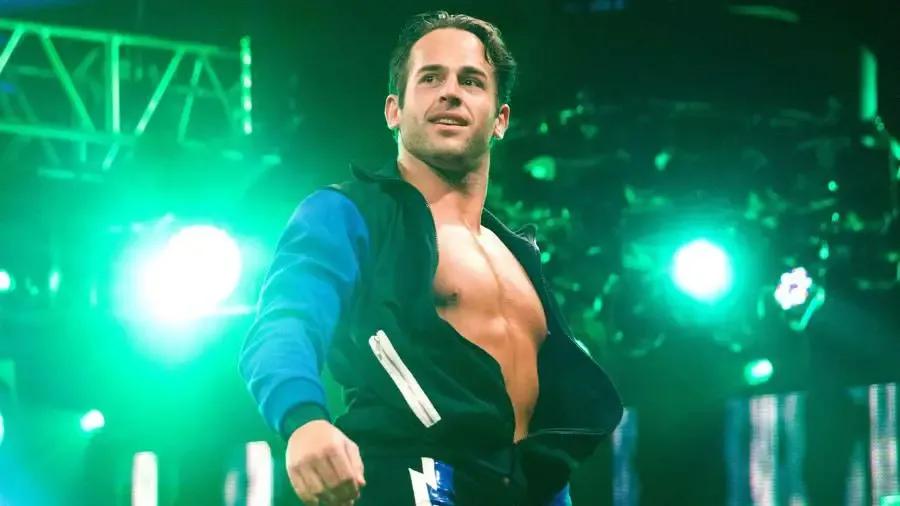 https://cultaholic.com/files/images/21597a54c2a74d436152c0290a8150523591b0c2-Roderick-Strong.jpg