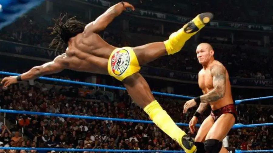 https://cultaholic.com/files/images/253276e15881339800daaec71c92eb6a4a38d0e1-Kofi-Kingston-Randy-Orton.jpg