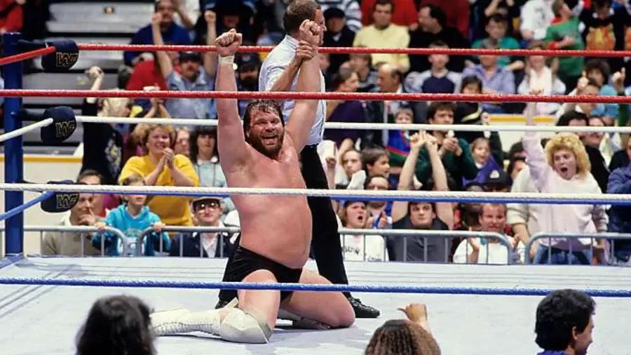 https://cultaholic.com/files/images/29d3040ad6284b49c8f0e33321b9328b2cb1d5ae-Jim-Duggan.png