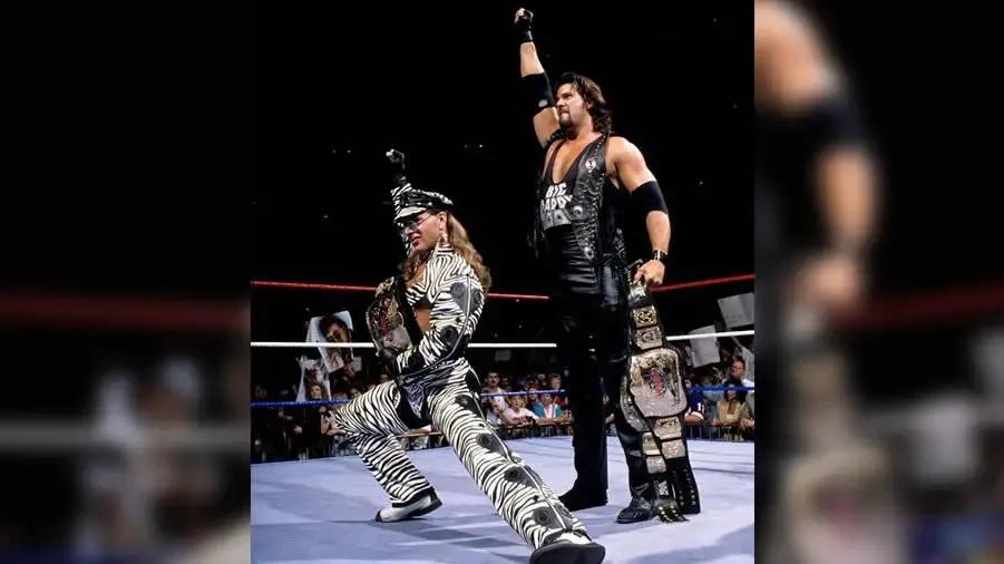 https://cultaholic.com/files/images/2c426022f8b197754f73b1e79571b66250333bb1-shawn-michaels-diesel-summerslam-1994.jpg