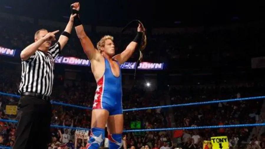 https://cultaholic.com/files/images/332568fbc5350b078356103c3ec05432eb991dbf-Jack-Swagger.jpg