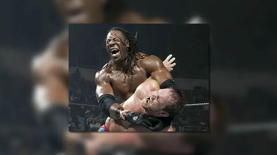 https://cultaholic.com/files/images/5aab7854d1b9ed7215d0b64b619981b2dcc4ced9-chris-benoit-booker-t.jpg