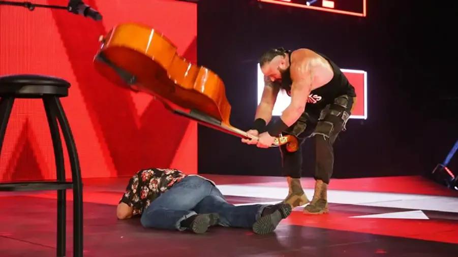 https://cultaholic.com/files/images/69410114830fd06b005c798be0d366686ab261c8-braun-strowman-elias.jpg