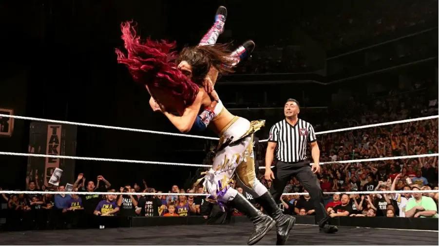 https://cultaholic.com/files/images/933bbc4c6874a73482be33a5d026f65c6268c876-sasha-banks-bayley.jpg