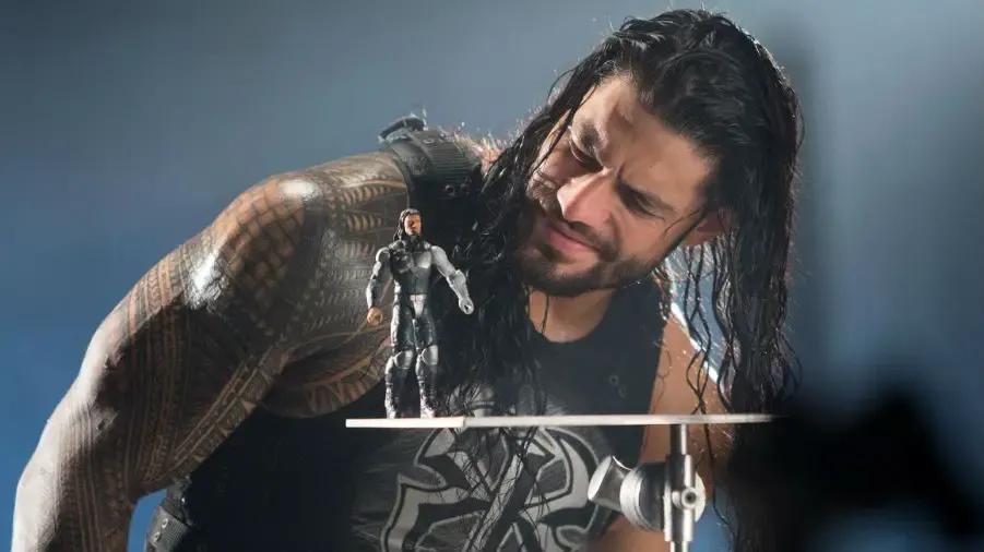 https://cultaholic.com/files/images/b316ac86546f6479efe811c6c709e2515a14b882-roman-reigns-merch.jpg