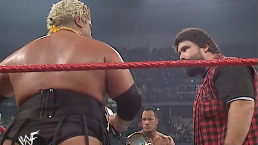 https://cultaholic.com/files/images/d77b221e1ae1af7621a61621b971cfa0d2bb6bfa-the-rock-rikishi.jpg